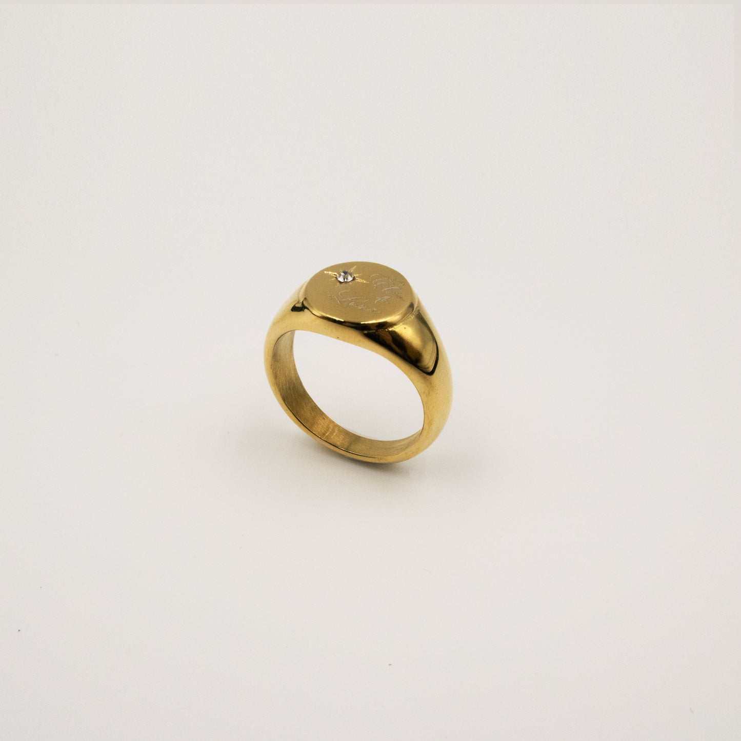 Cléo de Lune Signet Ring with Diamond in Gold